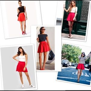 Banana Republic Red Skater Skirt with pockets SZ 4